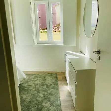 Graceful 1 Bedroom - G203 Holiday home *