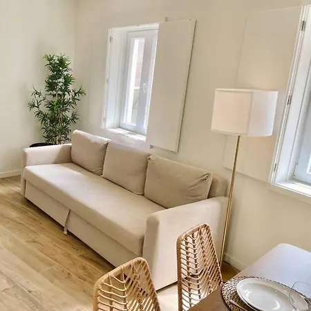Graceful 1 Bedroom - G203 *