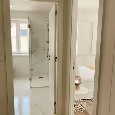 Graceful 1 Bedroom - G203 펜션 리스본
